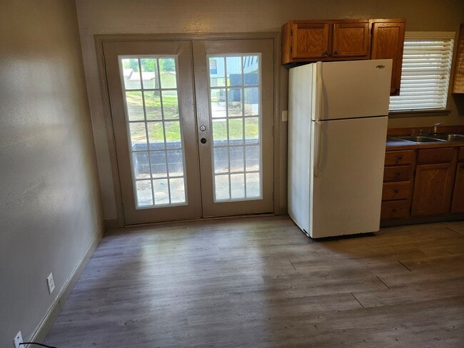 Photo - 2B/1B Townhome Unit 1619 Longview St. Apt A