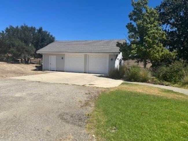 Photo - Beautiful Views and Private!!!