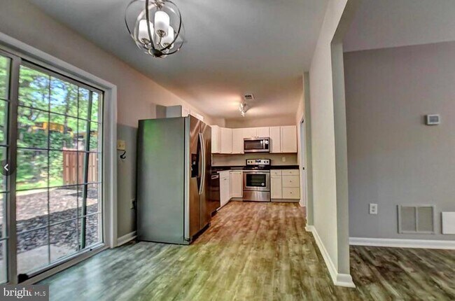 Photo - 2226 Gunsmith Square