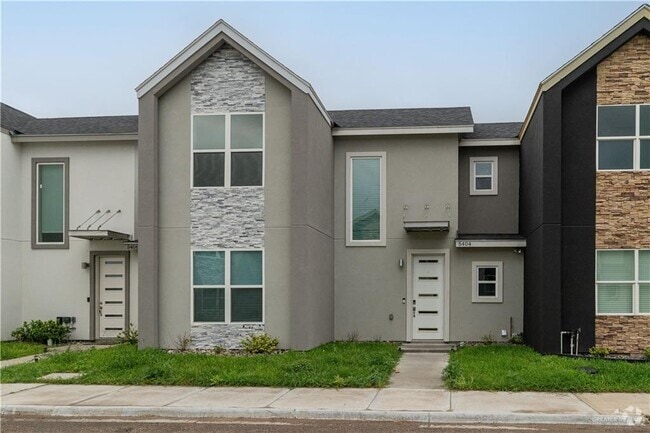 Building Photo - 5404 N Crown Point Rental