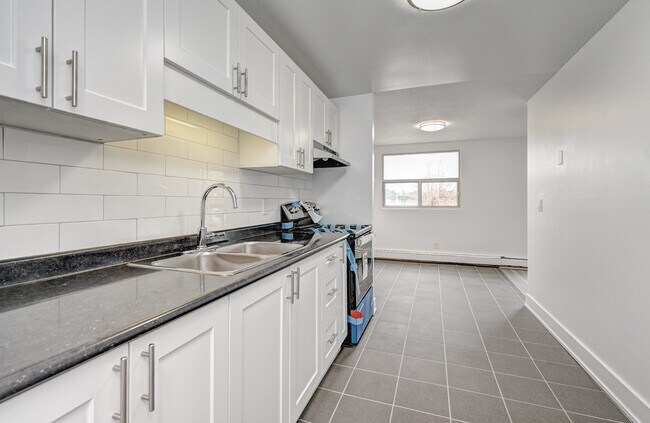 Woodside Avenue Apartments