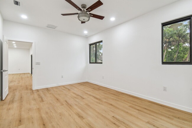 Photo - 406 Border St Casa