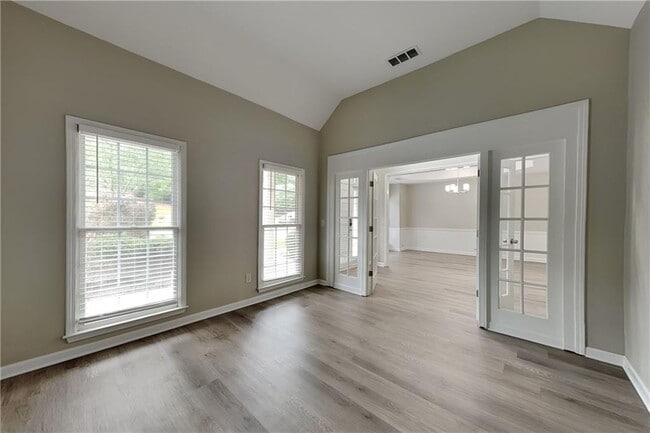 Photo - 423 Evans Mill Dr