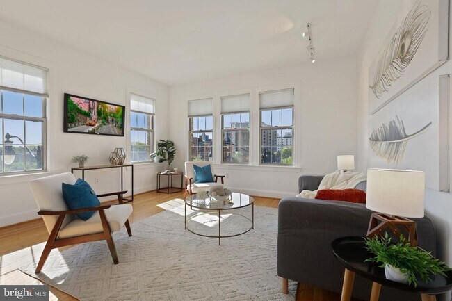 Photo - Beautiful One BR in Columbia Heights/Adams... Unit 316