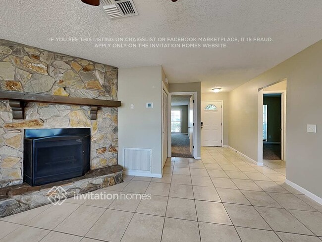 Photo - 819 Sunridge Point Dr