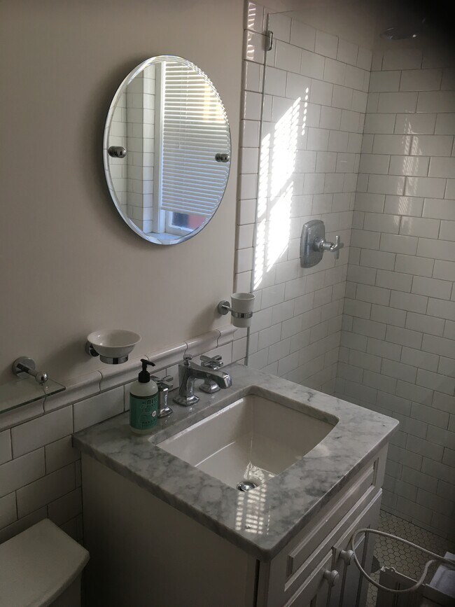 Bathroom - 1945 Commonwealth Ave Unit 52