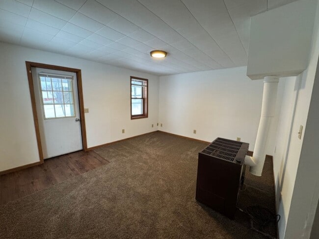 Photo - 218 N 8th Ave