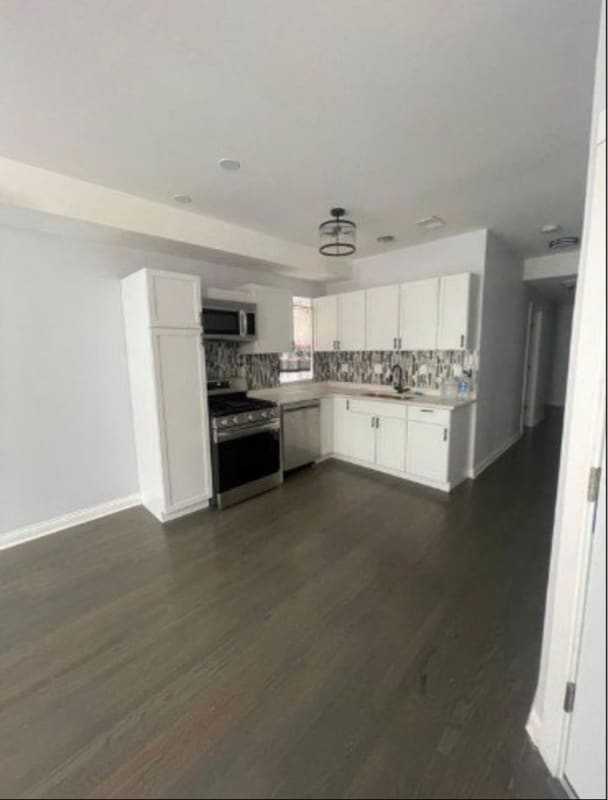 Photo - 7240 S Cornell Ave Unidad 1