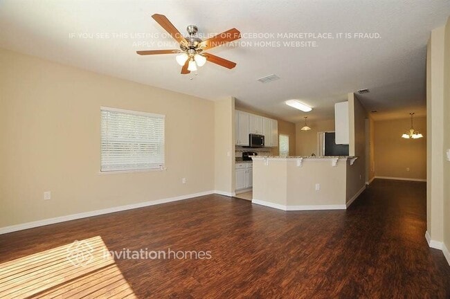 Photo - 2071 Kabat Ave