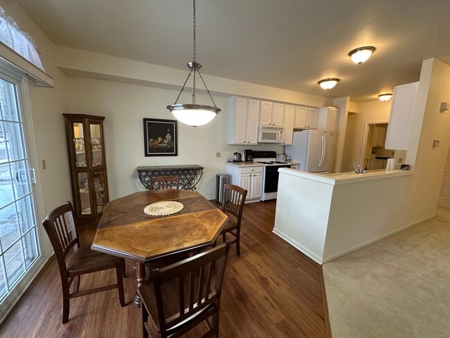 Photo - 1075 Alameda Blvd Unit 1075