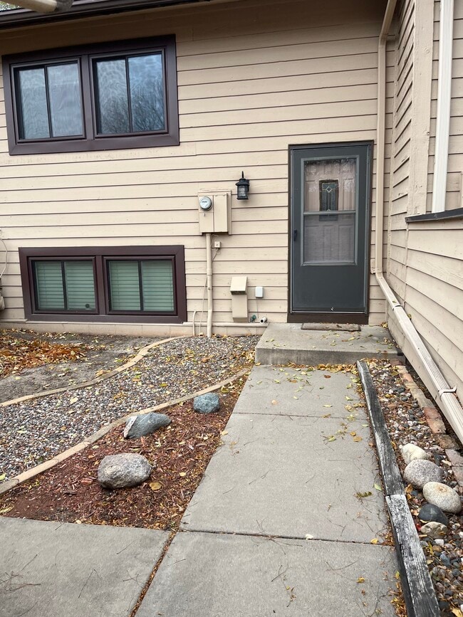 Photo - 429 W Eagle Lake Dr