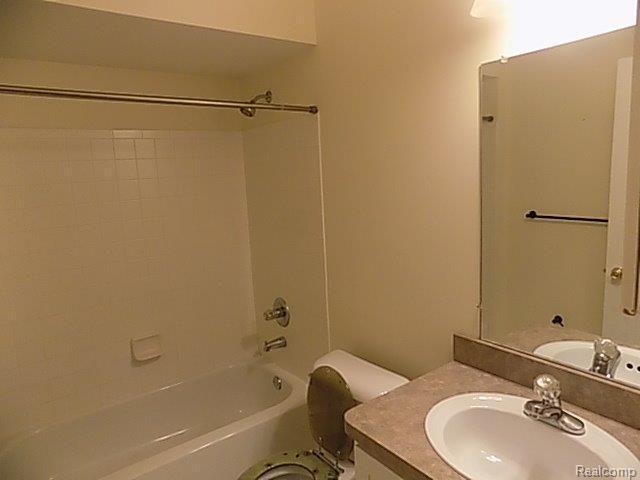 Photo - 54754 Monarch Dr