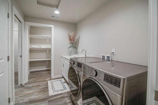 Coulee Ridge Twin Homes