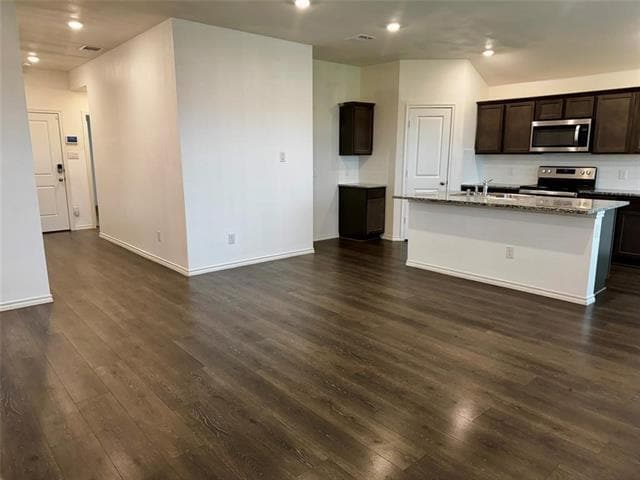 4325 Pyramid Dr