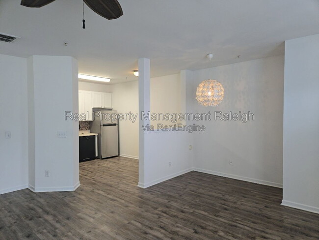 8631 Neuse Club Ln