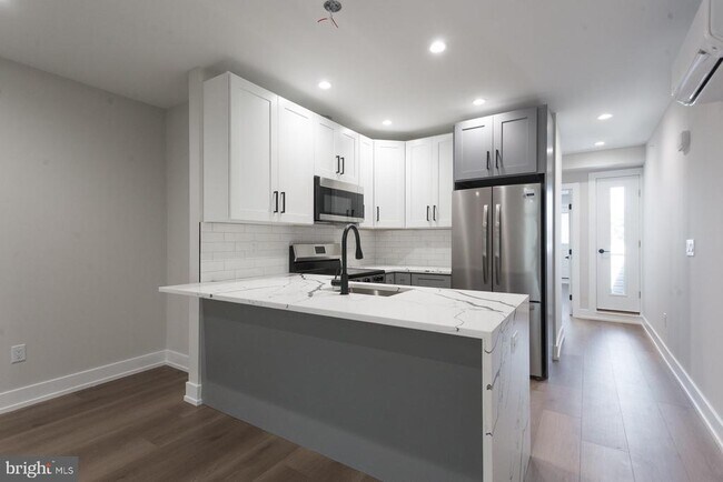 Building Photo - 3849 Fairmount Ave Rental