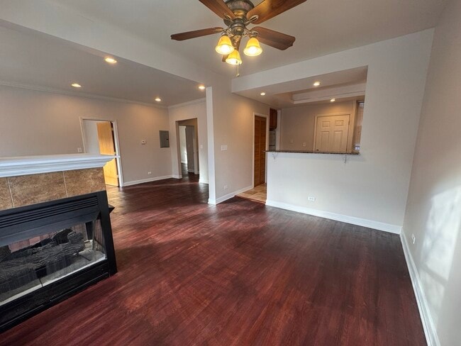 Photo - 1342 W Estes Ave Unit 3S