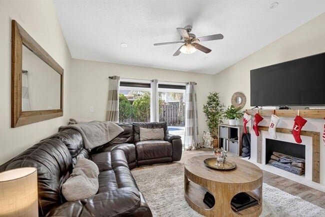 Photo - 691 Willow Grove Terrace