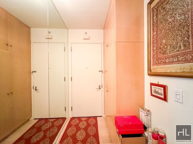 Photo - 340 E 23rd St Unit 8L