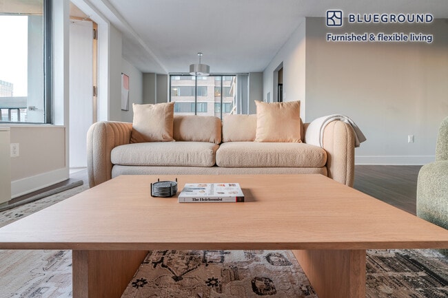 Photo - 1515 Richmond Hwy Unidad FL10-ID1170