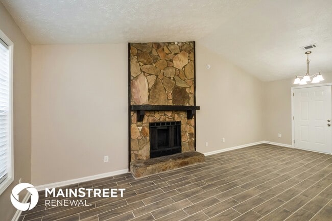 Photo - 6096 Creekford Dr