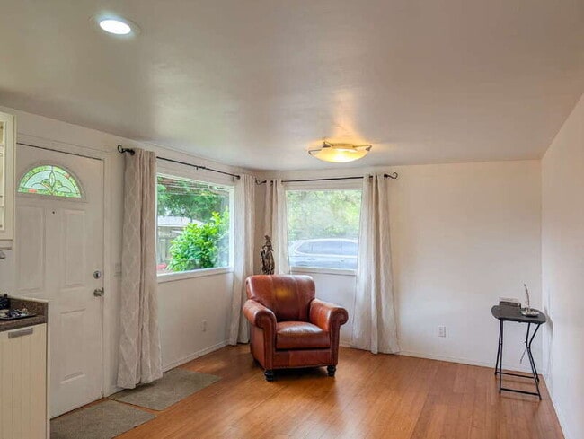 Photo - 525 Madison St Unit 1