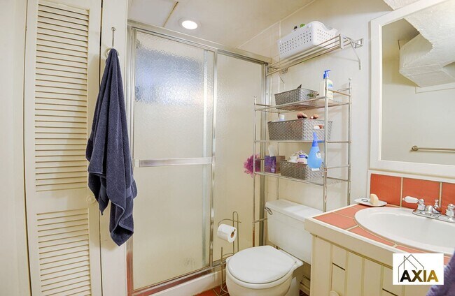 Photo - Downing Unidad 2