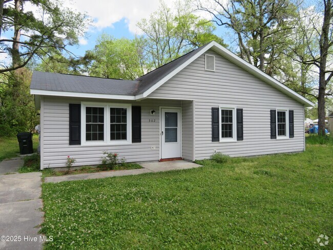 Building Photo - 302 Luann Rd Rental