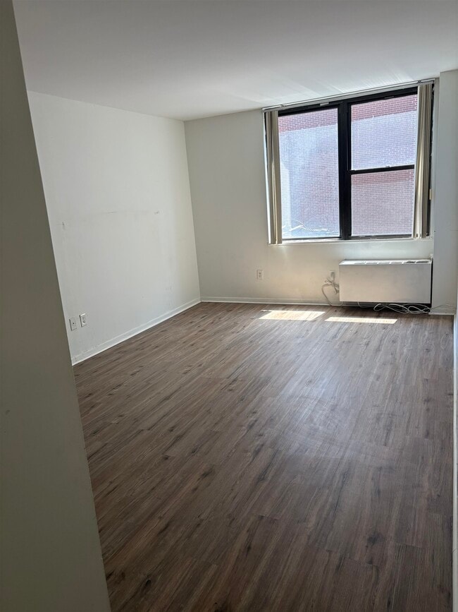 Photo - 9019 Wall St Unit 4G