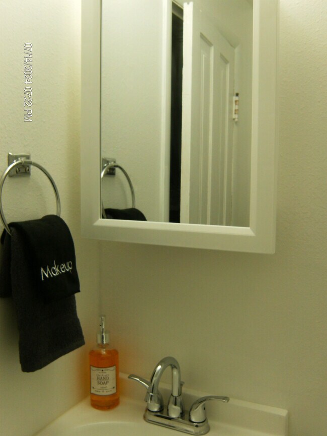 Photo - 17 2nd Ave NE Unit 1