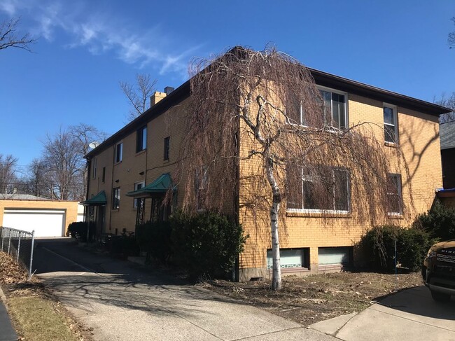 Photo - 1354 Amherst St Apartment