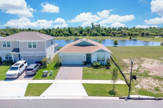 Photo - 2081 Mossy Vine Ave