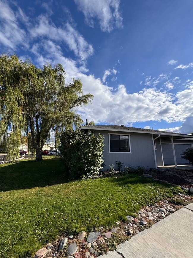 Photo - 1371 Kimmerling Rd