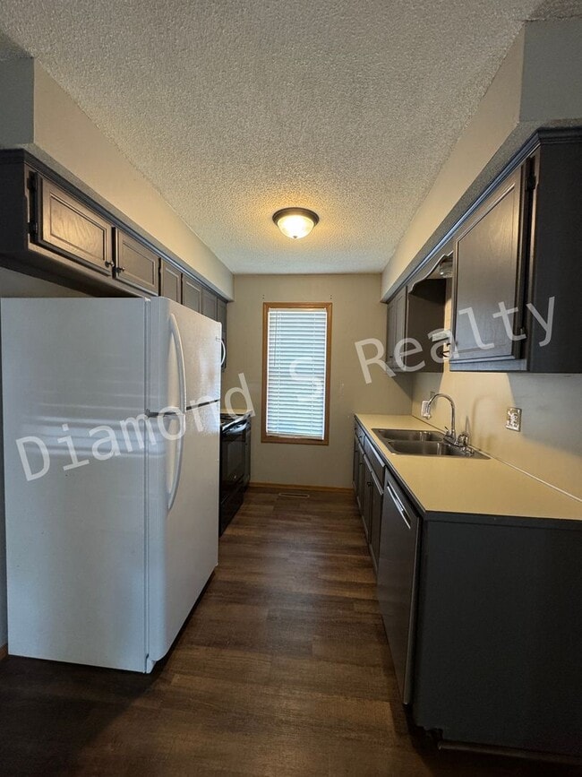 Photo - 1501 W Rainey St Unit B