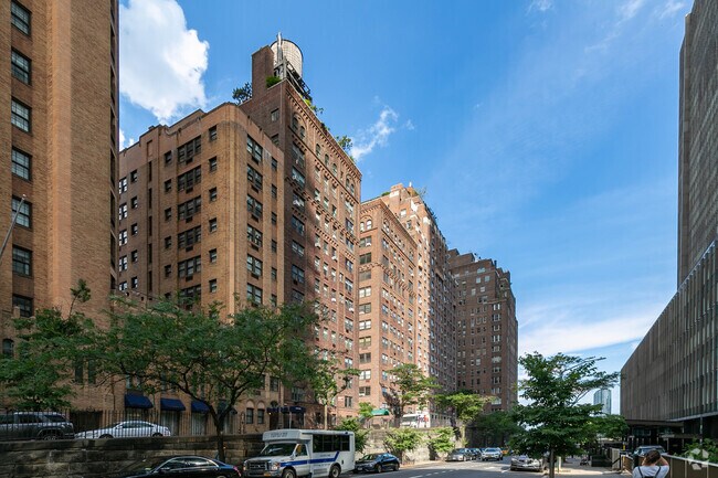 Photo - Stewart Hall