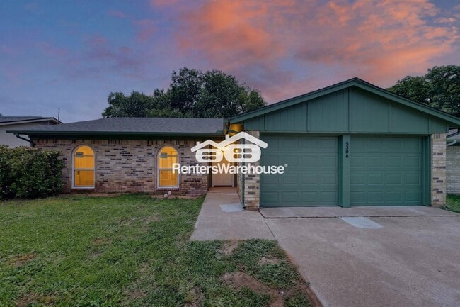 Building Photo - 5306 Vincennes Ct