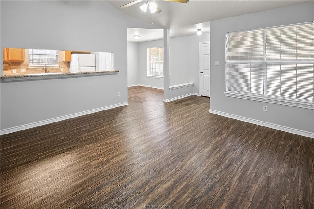Photo - 2022 Legacy Ln