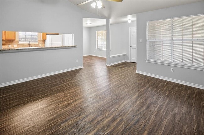2022 Legacy Ln