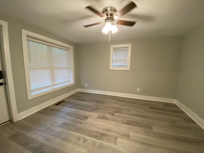 Photo - PRE-LEASING FOR AUGUST 2026!