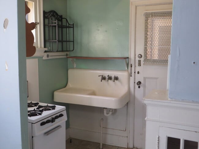 Photo - Sheridan Court