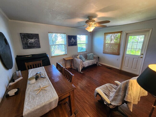 Photo - Quaint 1 bed 1bath Apartment Unidad 102 Charlotte