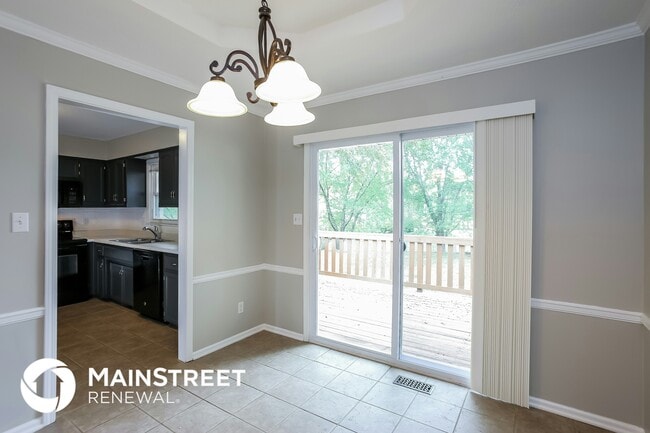 Photo - 1018 Amesbury Ave