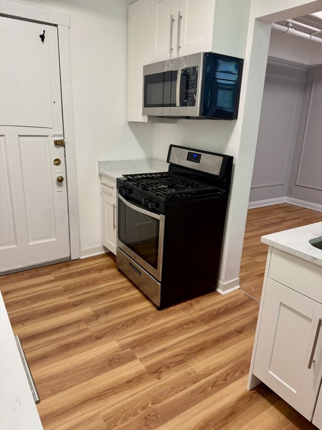Photo - 1350 W Hood Ave Unit G