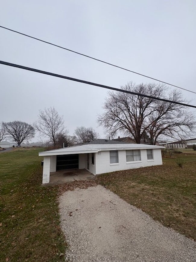 Building Photo - Single Family Home in East Peoria IL