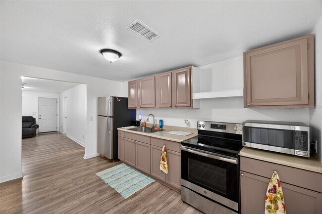 Photo - 4324 16th Ave S