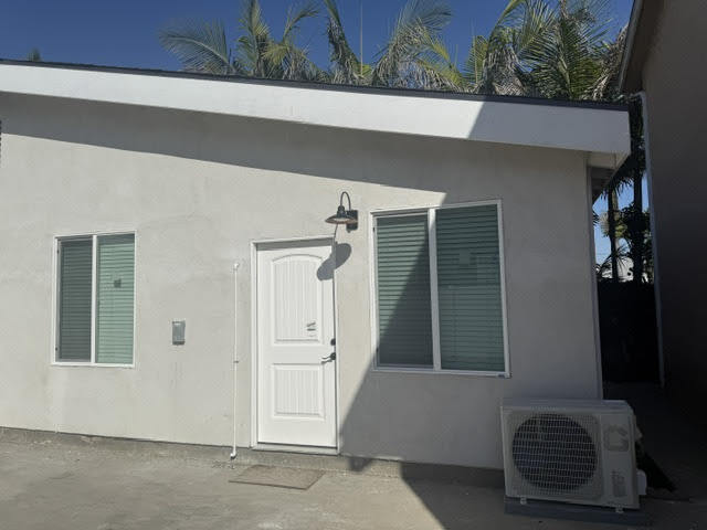 Building Photo - 1077 Euclid Ave Unit 5