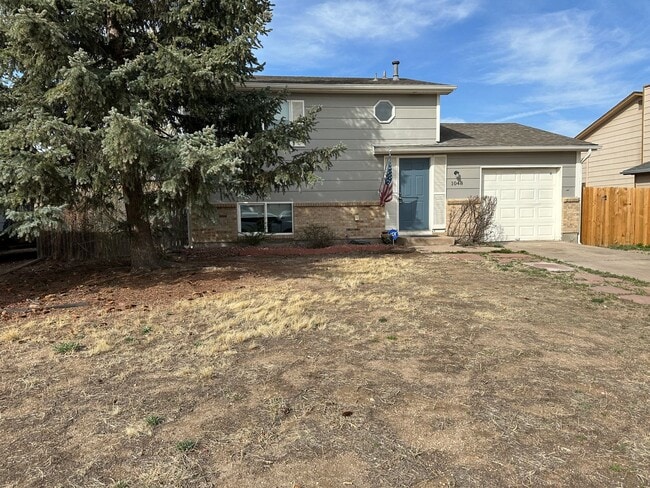 Photo - 3 BEDROOM, 2 BATHROOM SINGLE FAMILY HOME LOCATED CLOSE TO PETERSON AFB, SCHRIEVER AFB & FORT CARS...