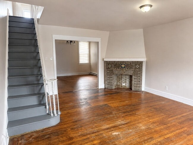 Photo - 5447 Torresdale Ave