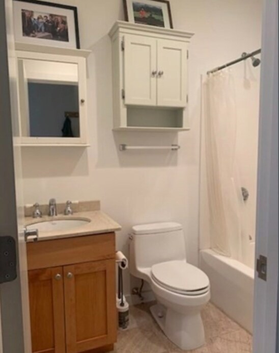 Photo - 2 Beech St Unit 201