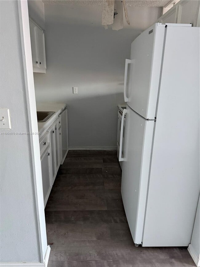 Photo - 815 SW 10th Terrace Unidad 15V